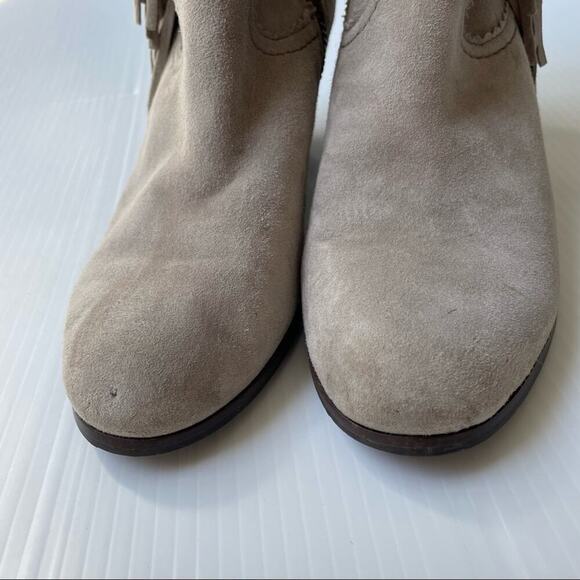 Sam Edelman Louie suede fringe ankle booties boots size 9 beige - Picture 5 of 12